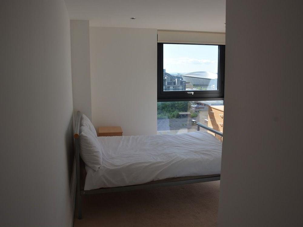 Glasgow Riverside Apartments エクステリア 写真